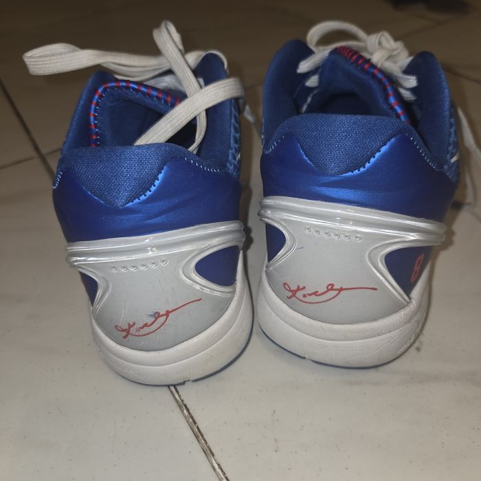 Кроссовки баскетбольные