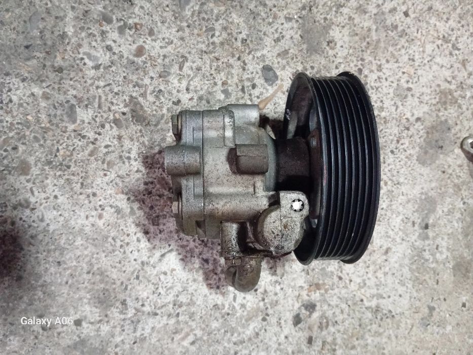 Pompă servo direcție 3.0 - 3.2 touareg 7L/porsche cayenne/Q7/