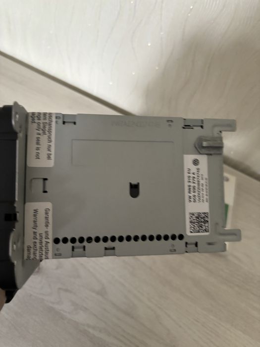 Navigatie RNS 315 Originala Volkswagen Jetta Hybrid  5c0035279a cu cod
