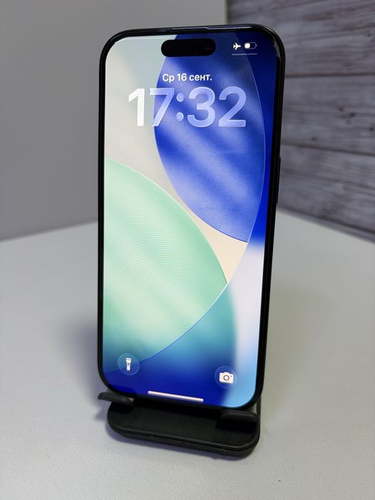 Apple iPhone 16 pro  128 гб физ сим+е сим / СТ33035
