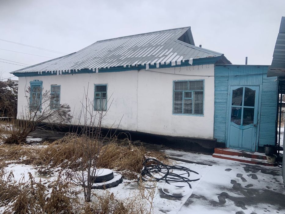 Продаётся дом.возле школы Максима Горького