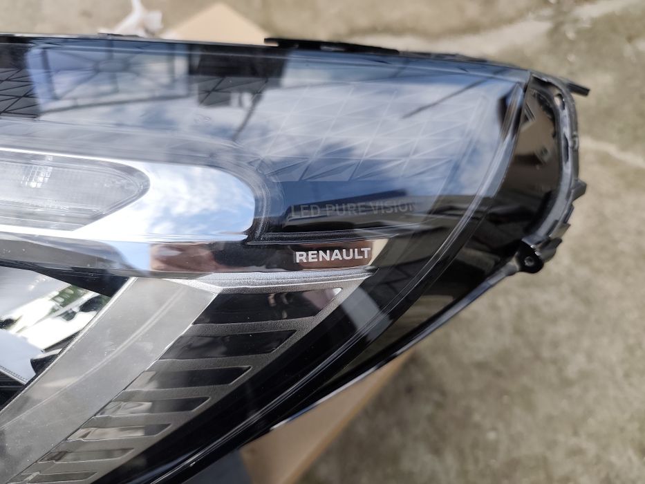 Ляв Фар за Renault clio 5 2023г.