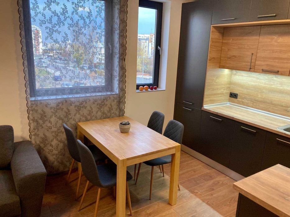 Дава се под наем Двустаен апартамент в София, Бъкстон - 60 кв.м за 625 € - Снимка #2