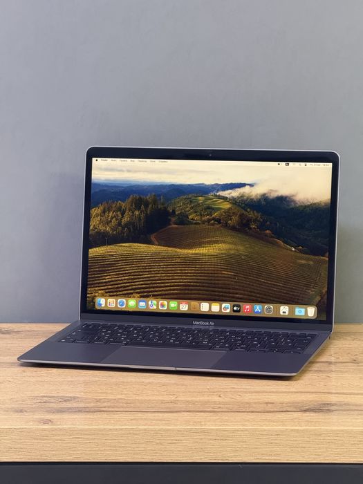 MacBook Air M1 8/256 GB 13' | Mobile Zone
