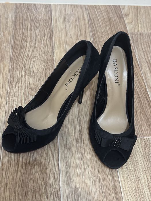 Продам итальянские туфли