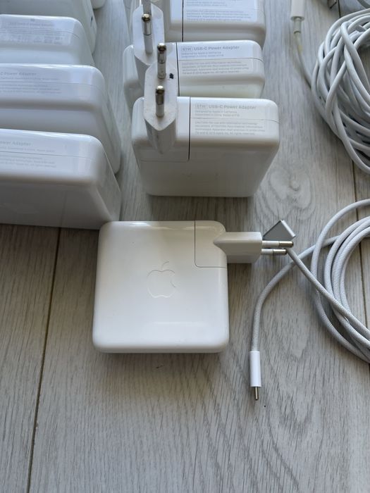 • Incarcator Macbook • Pro • Air