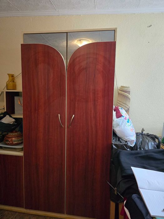 Секция, гардероб, ракла