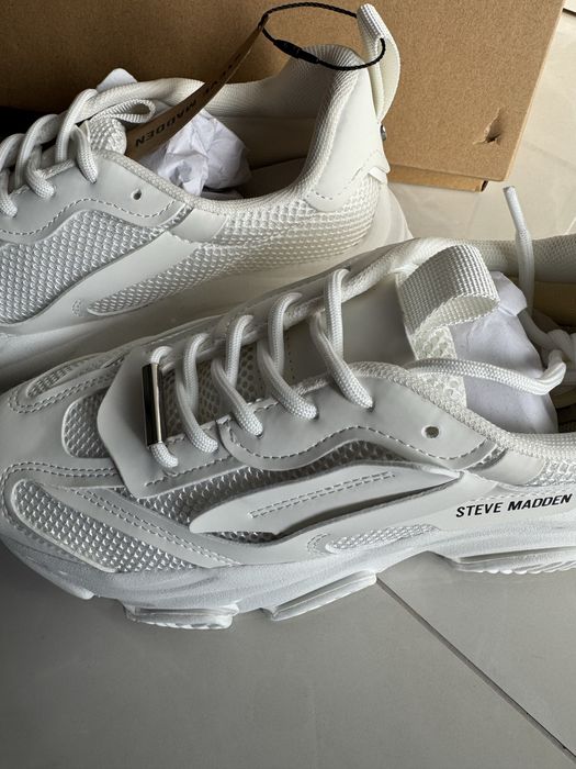 НОВО! Кецове Steve Madden