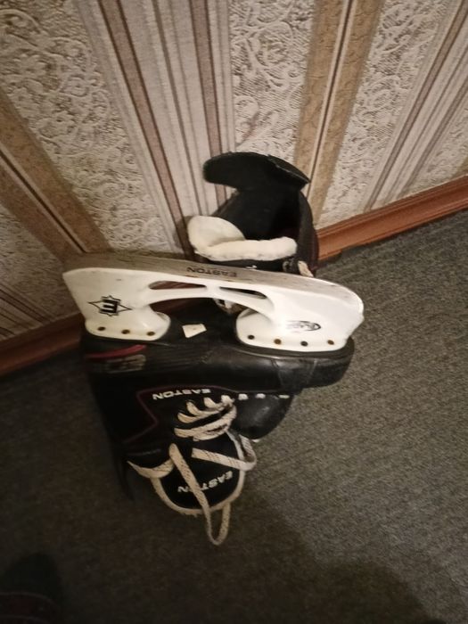 Продам коньки...