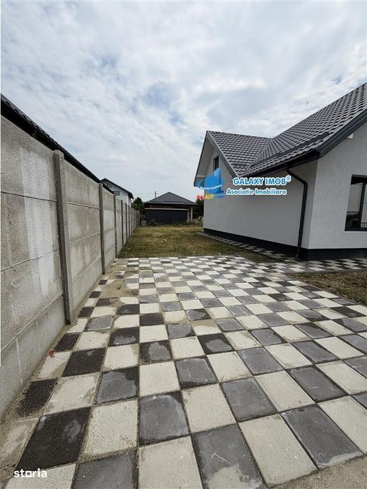 Casa individuala 4 camere-Incalzire pardoaseala-toate utilitatile
