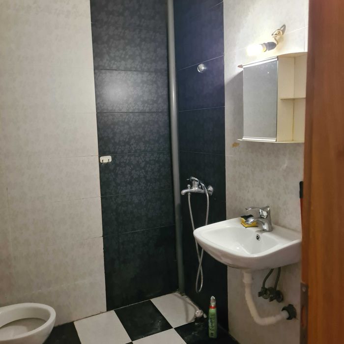 Дава се под наем  в Велико Търново, Център - 18 кв.м за 153 € - Снимка #1