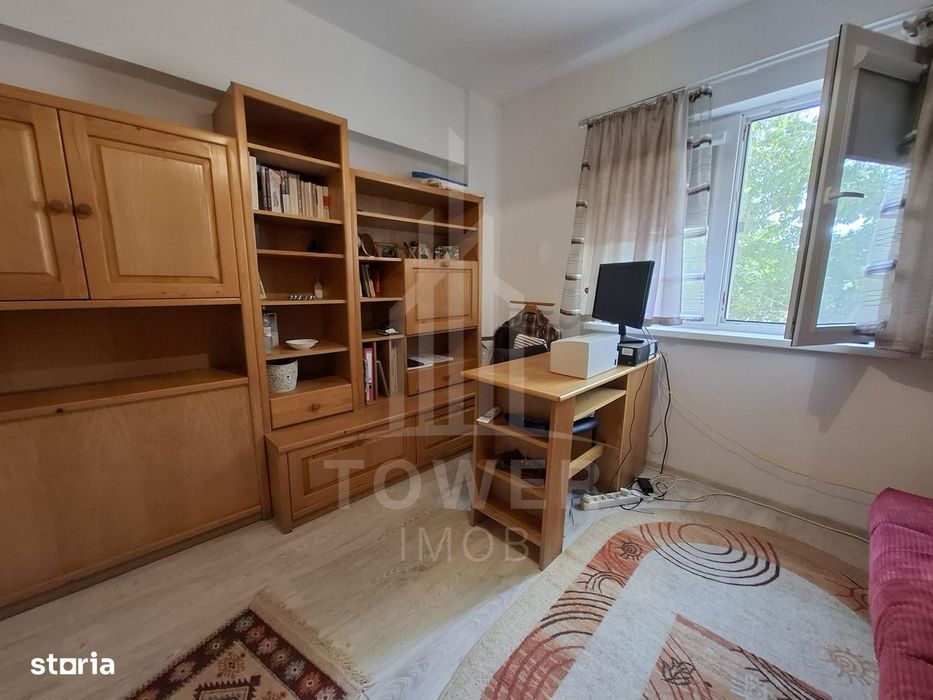 Apartament 4 camere -etaj 1, zona V. Aron