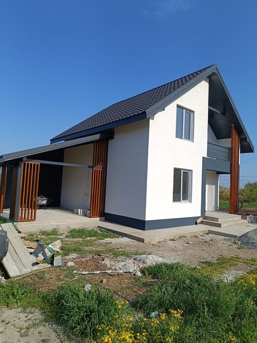 Vând casă în Corbu jud Constanța