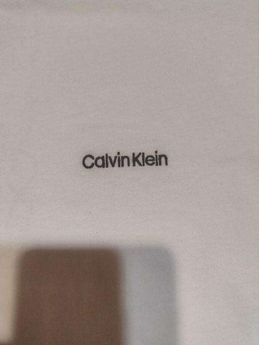 Чисто нова Тениска Calvin Klein