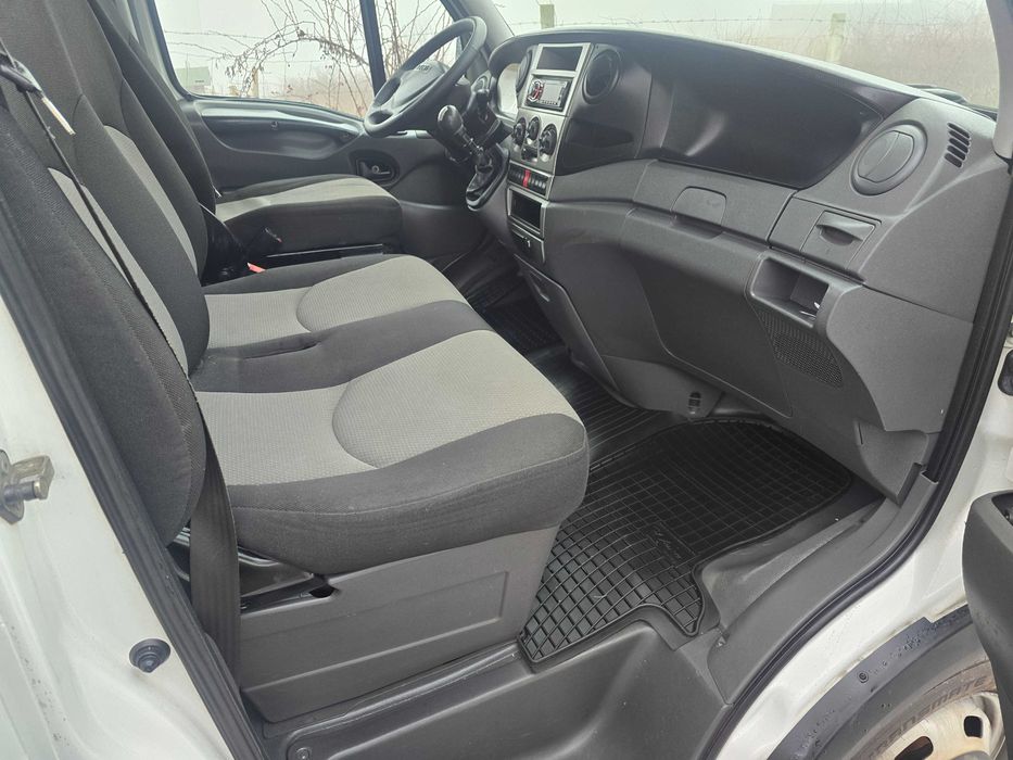 Iveco daily basculabil 50c15 ,35c15,35c18,70c,65c Mercedes