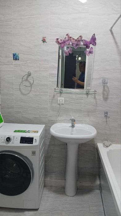 Ibin Sino 22-uy 12-honadon. 9-eytaj binoni 5-eytaji 3-honali  SOTILADI