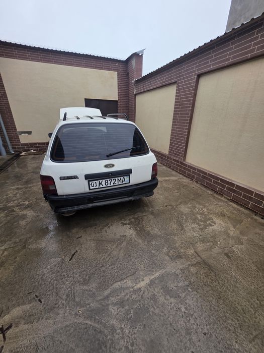 Ford SIERRA  1989 yil