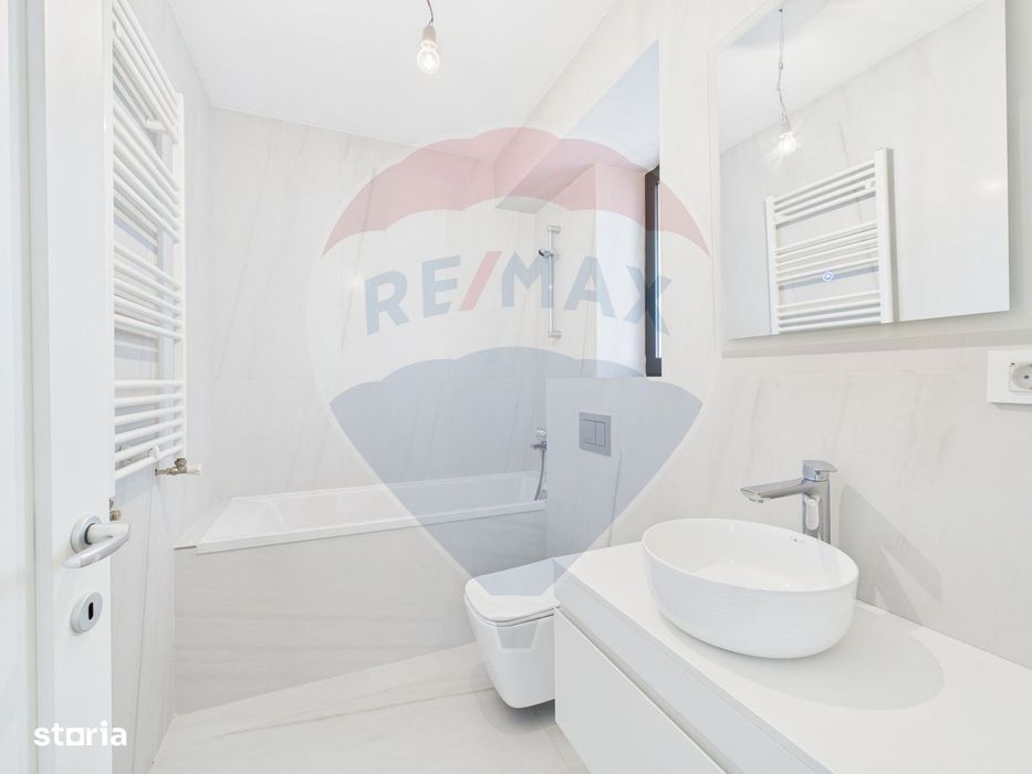 Apartament 3 camere de vanzare