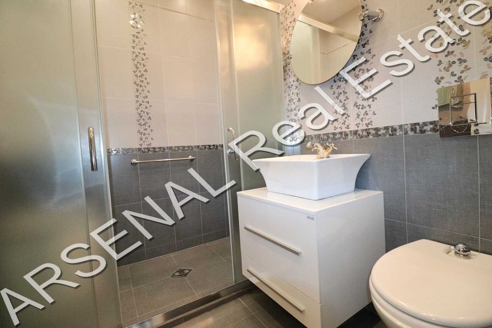 Дава се под наем Тристаен апартамент в София, Лозенец - 112 кв.м за 797.64 € - Снимка #7