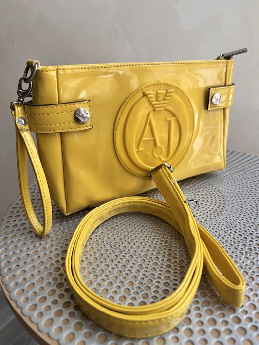 Дамска чанта Guess