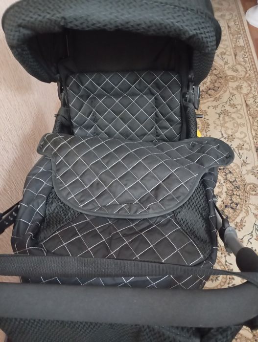 Болалар коляскаси