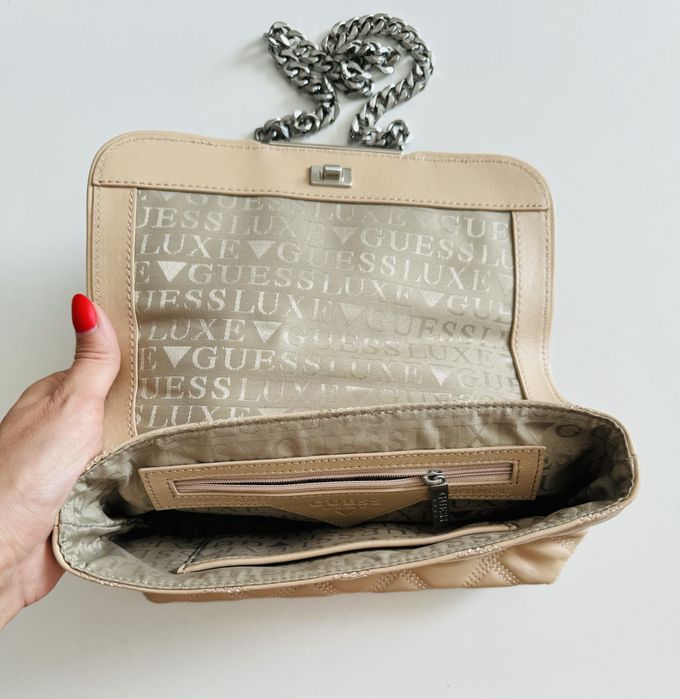 Сумка Guess Luxe