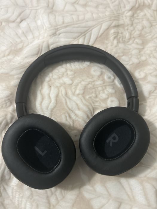 Продам JBL 760 TUNE NC