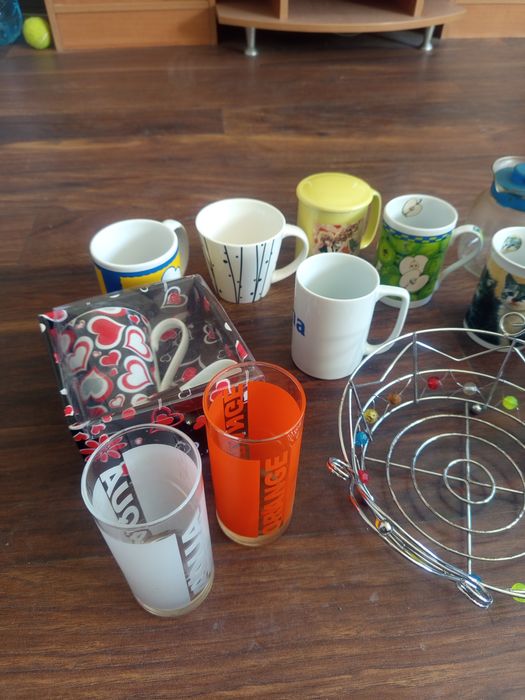 Чаши,кана и панер