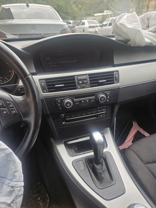 E92 320D 177 части