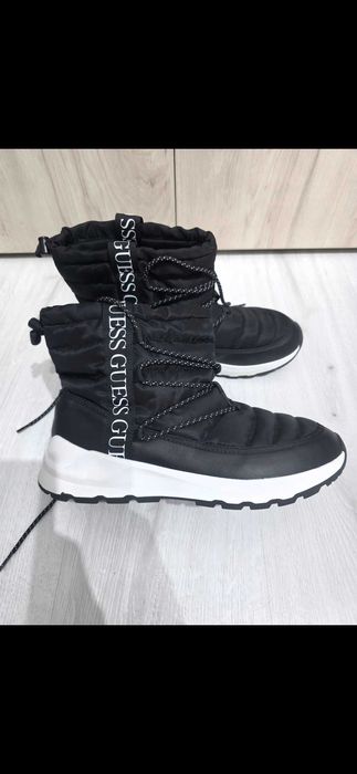 Guess Winter Puffy Ankle Boots