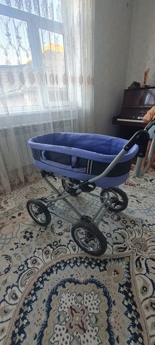 Коляска в хорошем состояний