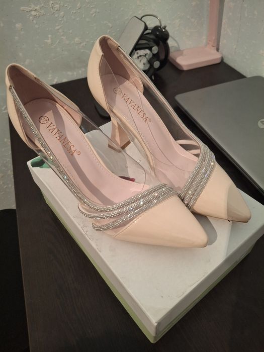 Vanessa tufli 37 razmer