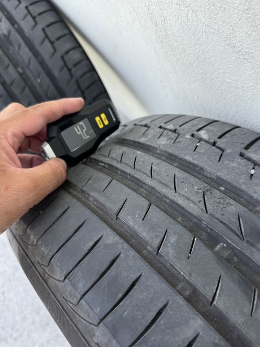 Vand Anvelope Vara 225/55 R19 Continental