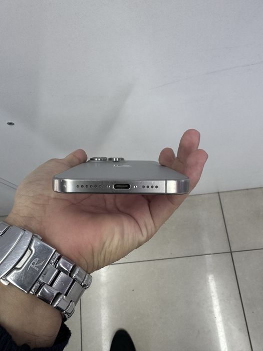 Продам Iphone 15 Pro Max(256)