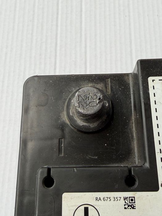 Акумулатор 50ah ОРИГИНАЛЕН BMW БМВ 9878488