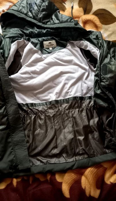 продам детские вещи