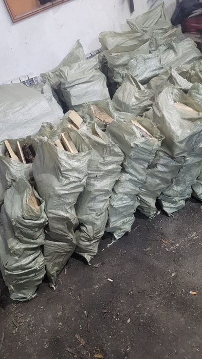 Дрова в мешках 700 тенге