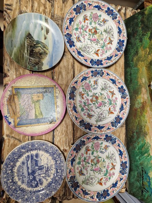 Разпродажба чинии за стена