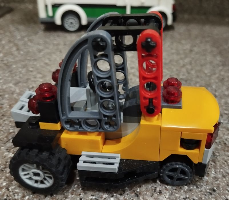 Конструктор Поезд Лего