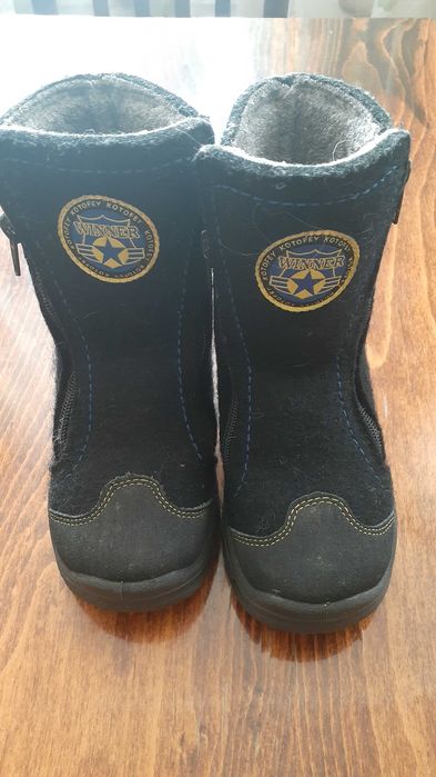 Продам валенки на мальчика