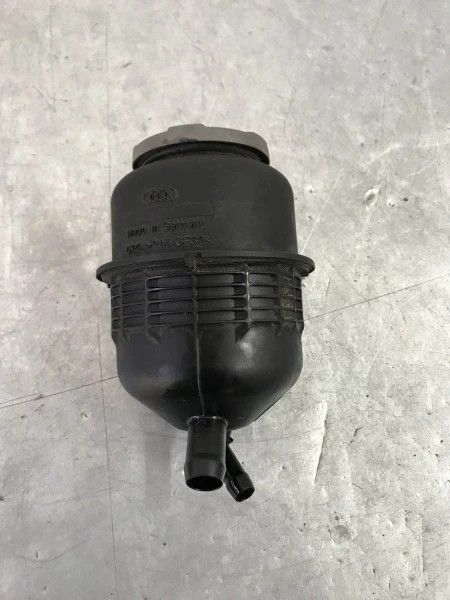 Vas lichid servo Audi A5 8T 2010 cod 4F0422371D