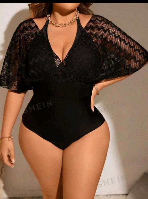 Costum de baie intreg