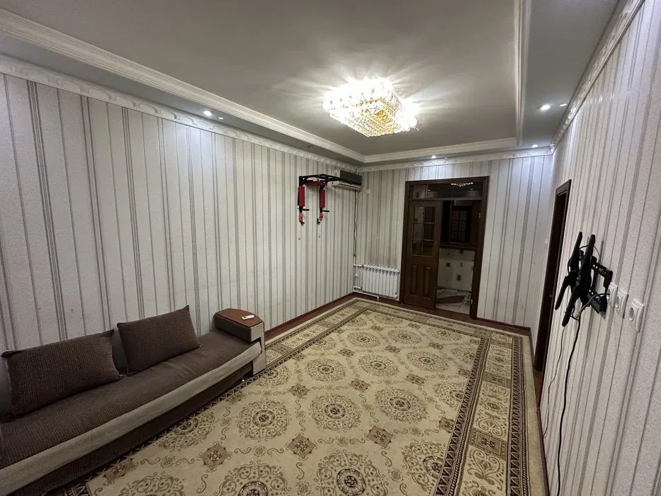 Продается 2в3 комнатная квартира Чиланзар 16