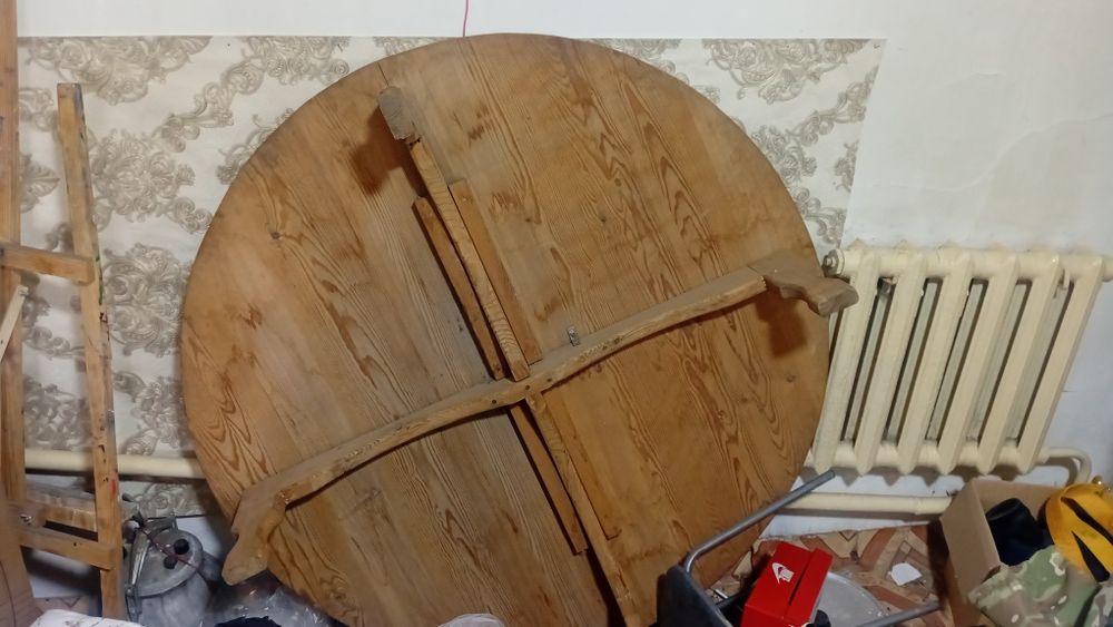 Продам столов для кафе или для дома
