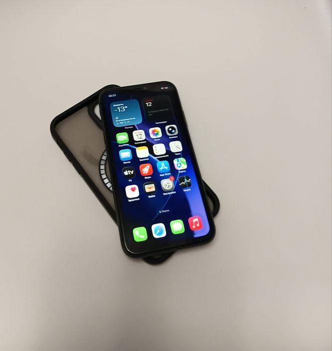 iPhone 11,          .