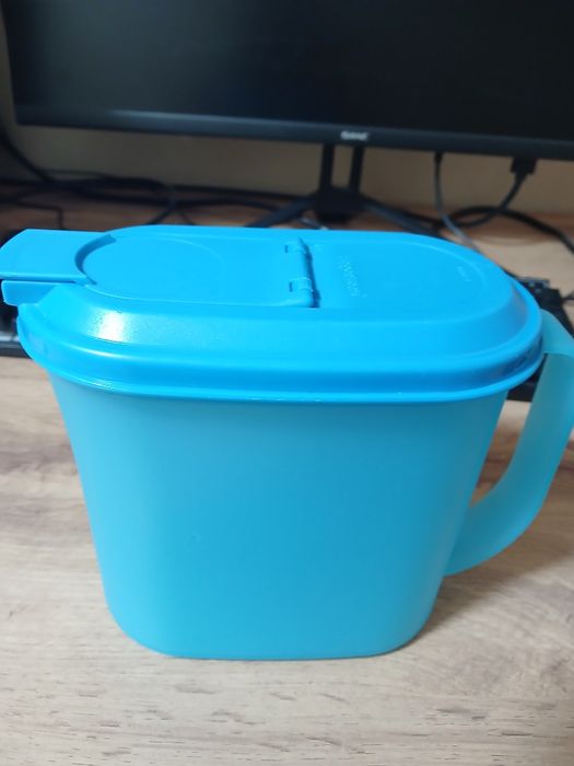 Кувшин Tupperware