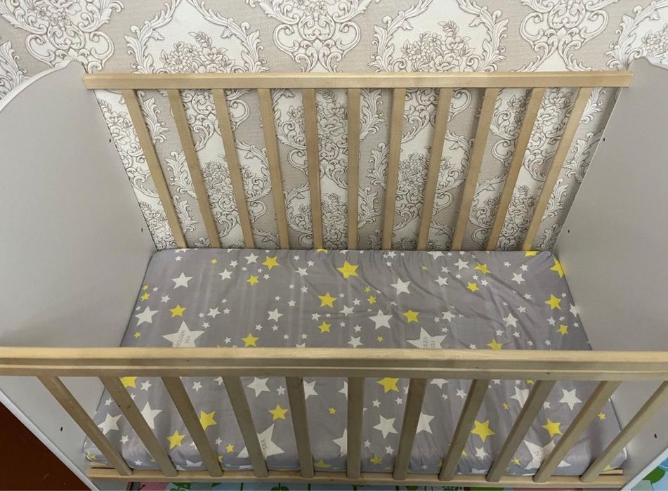 Детская кроватка манеж