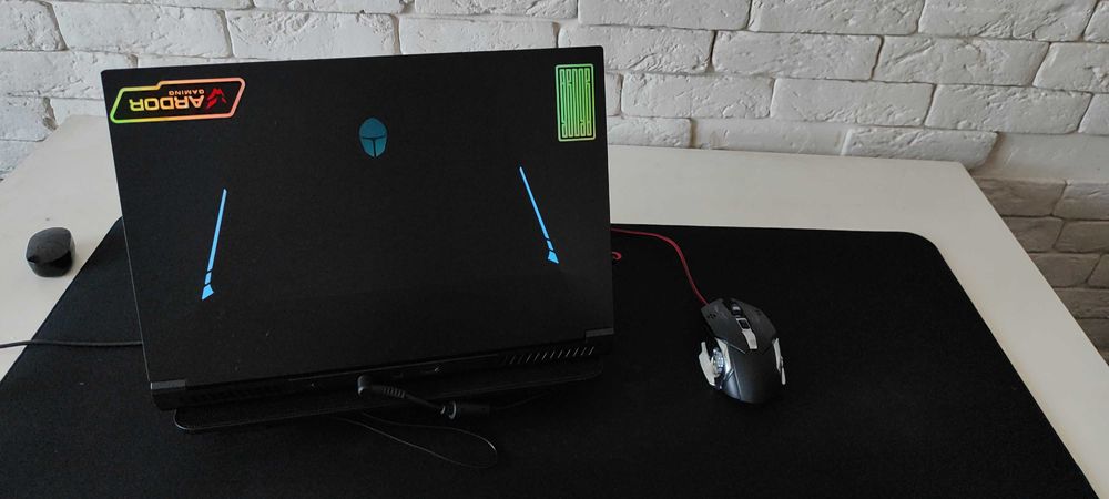 Продам игровой ноутбук