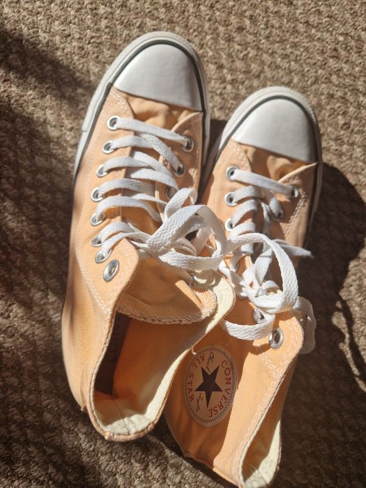 Converse, mărimea 40