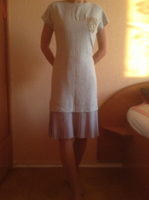 Платье фирменное